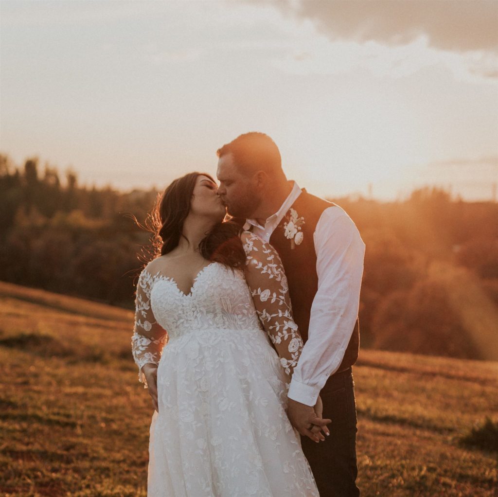 black oak vineyards wedding