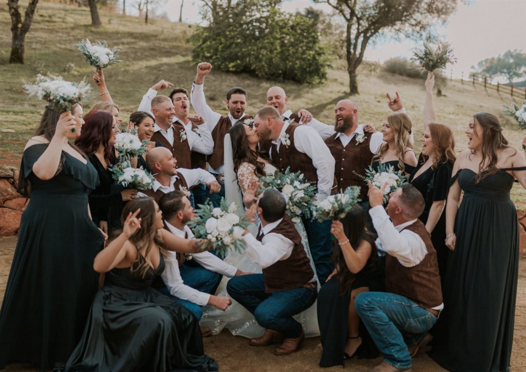 black oak vineyards wedding