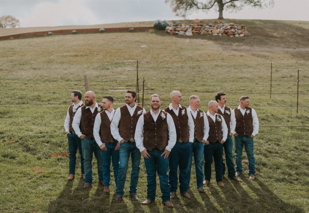 black oak vineyards wedding
