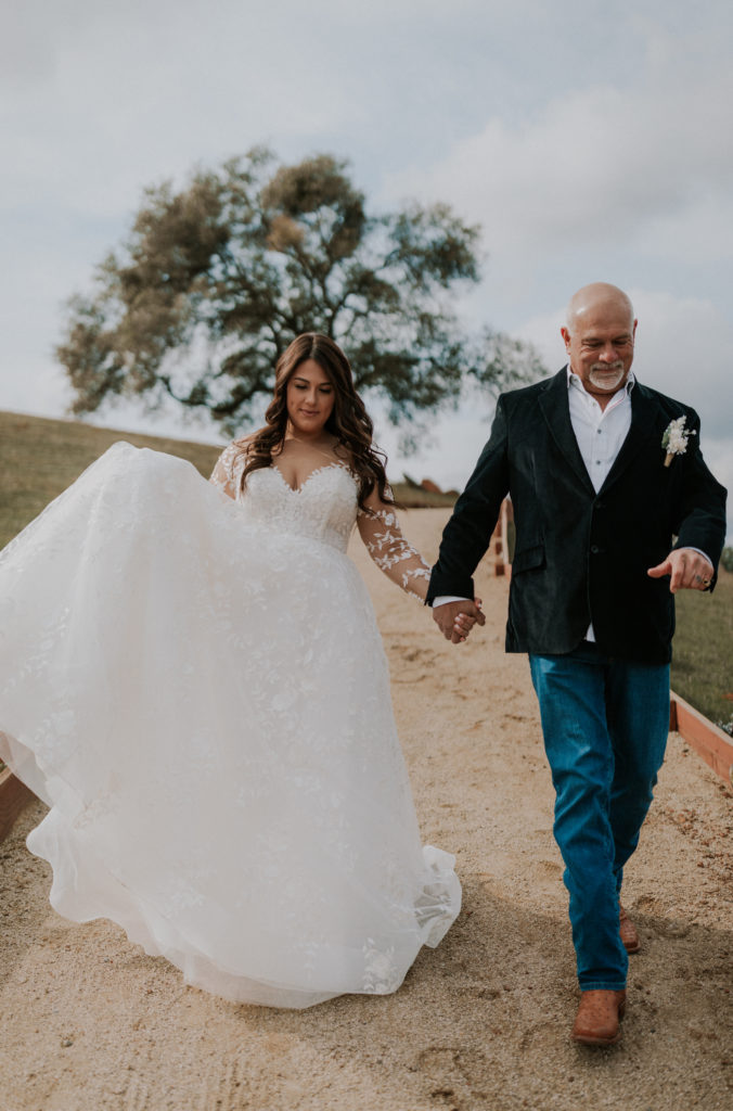 black oak vineyards wedding
