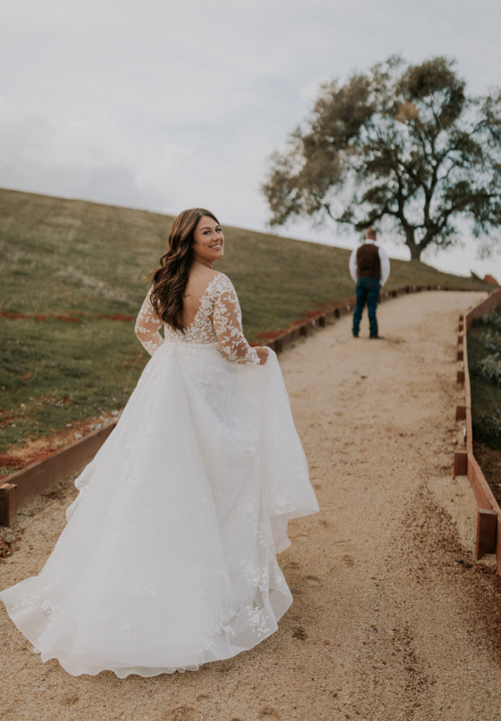 black oak vineyards wedding